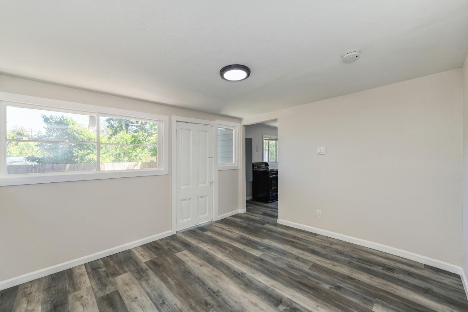 Detail Gallery Image 24 of 46 For 601 Yolo St, West Sacramento,  CA 95605 - 3 Beds | 1 Baths