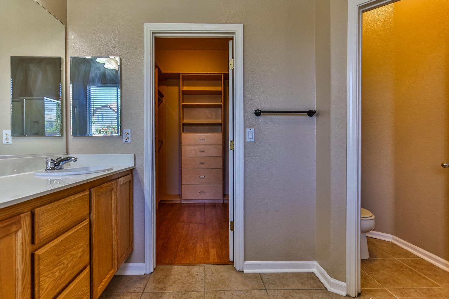 Detail Gallery Image 56 of 75 For 2463 Briarcliff Dr, Stockton,  CA 95206 - 3 Beds | 2 Baths