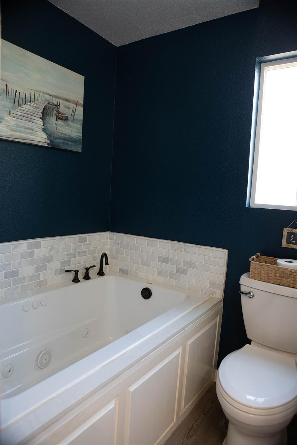 Detail Gallery Image 24 of 34 For 724 Elder Ct, Yuba City,  CA 95991 - 3 Beds | 2 Baths