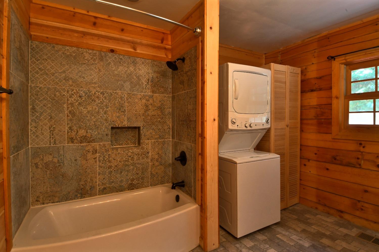 Detail Gallery Image 16 of 41 For 533 Sugarpine Ln, Clio,  CA 96106 - 3 Beds | 2 Baths