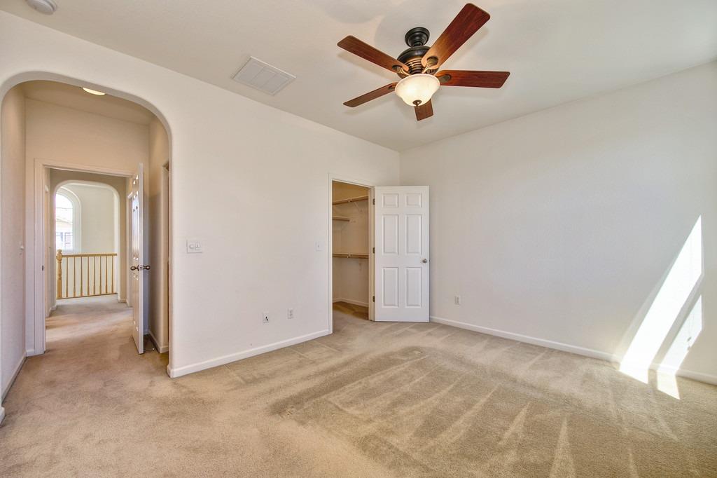 Detail Gallery Image 14 of 21 For 3066 Torland St, Sacramento,  CA 95833 - 3 Beds | 2/1 Baths