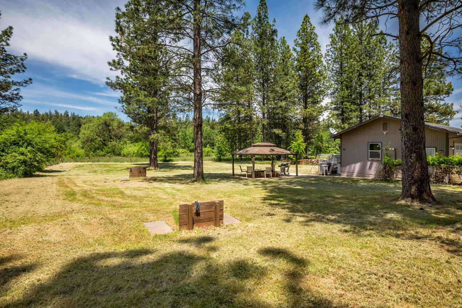 Detail Gallery Image 36 of 43 For 12724 Alta Sierra Dr, Grass Valley,  CA 95949 - 4 Beds | 2 Baths