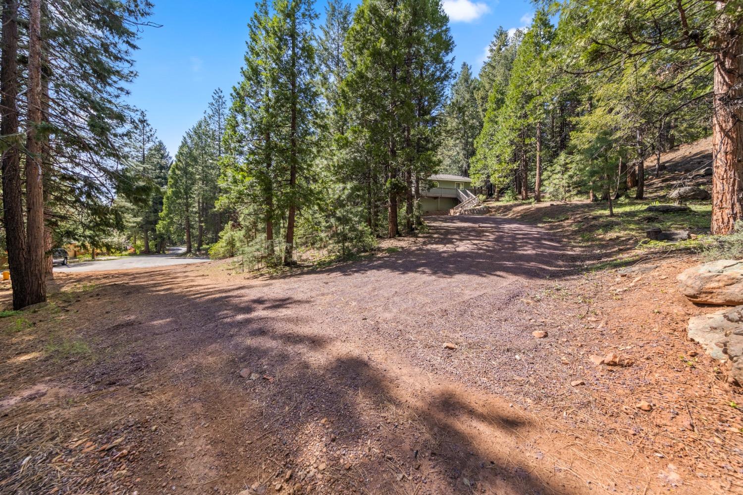 Detail Gallery Image 20 of 23 For 6885 Almanor Lake Estates Dr, Lake Almanor,  CA 96137 - 3 Beds | 2 Baths