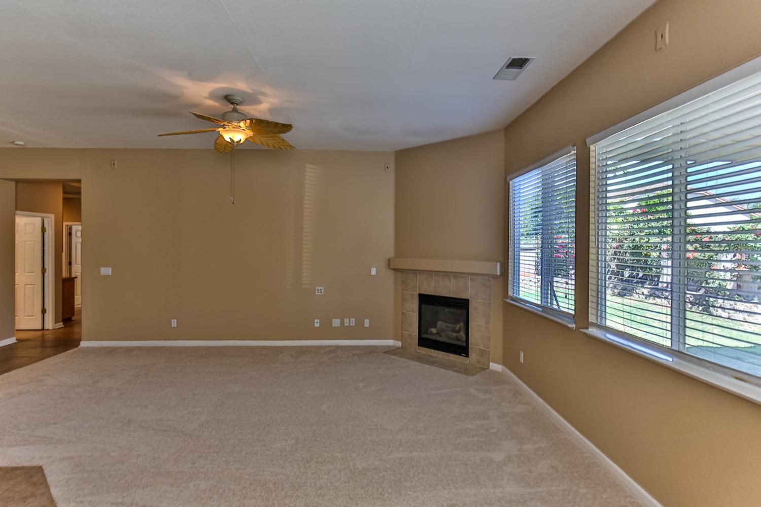 Detail Gallery Image 28 of 75 For 2463 Briarcliff Dr, Stockton,  CA 95206 - 3 Beds | 2 Baths