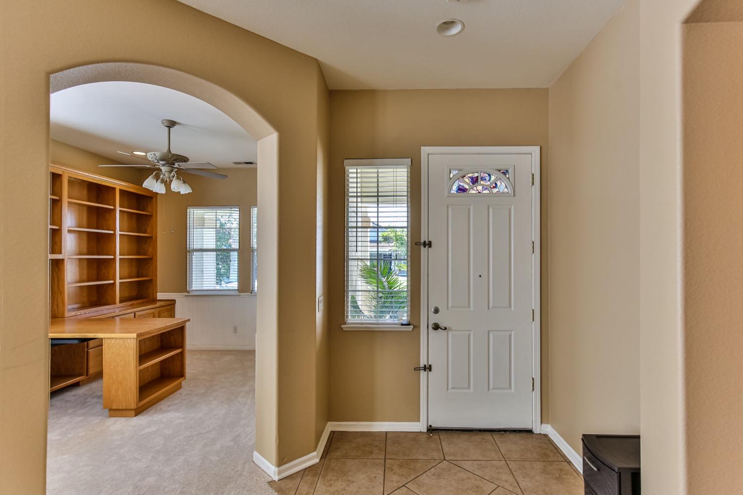 Detail Gallery Image 18 of 75 For 2463 Briarcliff Dr, Stockton,  CA 95206 - 3 Beds | 2 Baths