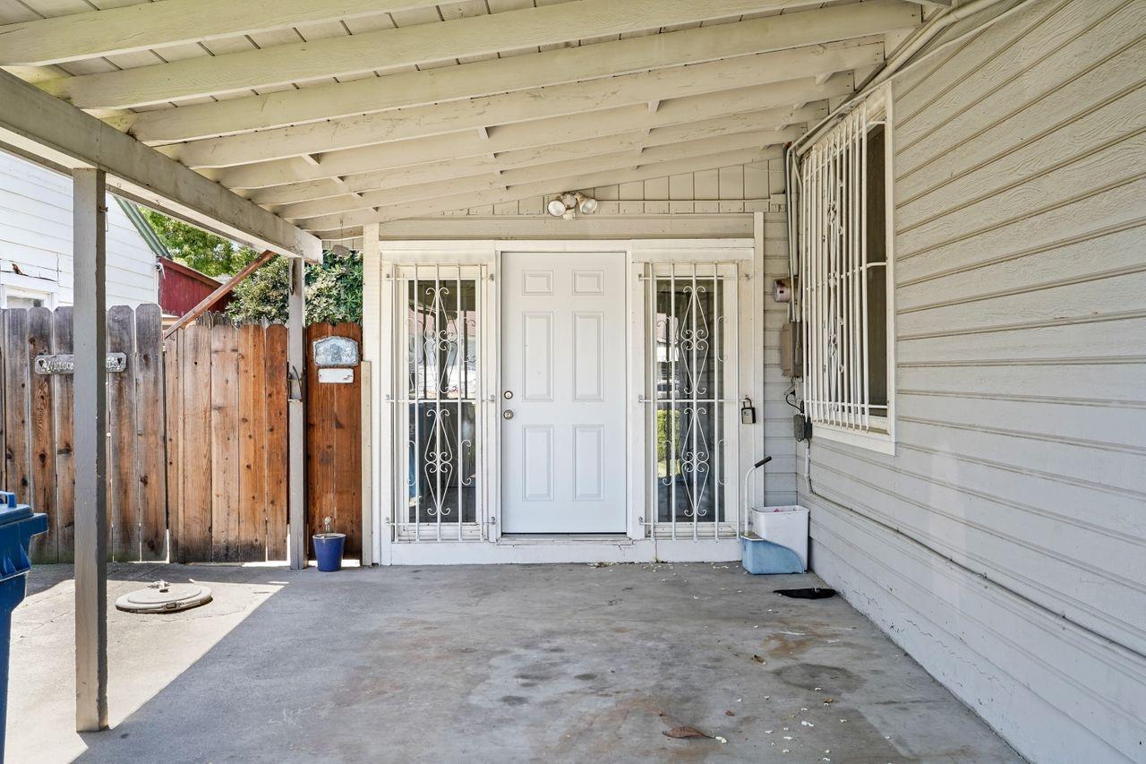 Detail Gallery Image 6 of 43 For 1305 W 7th St, Antioch,  CA 94509 - 2 Beds | 2 Baths