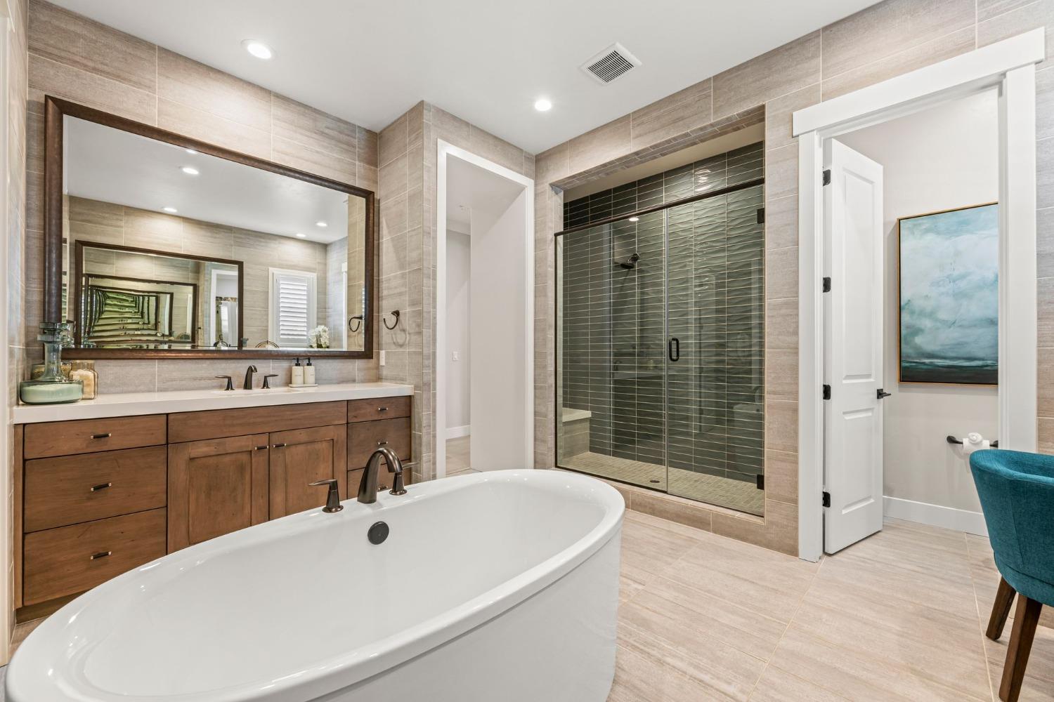 Detail Gallery Image 32 of 82 For 3906 Skyline Dr, Rocklin,  CA 95677 - 4 Beds | 3/1 Baths