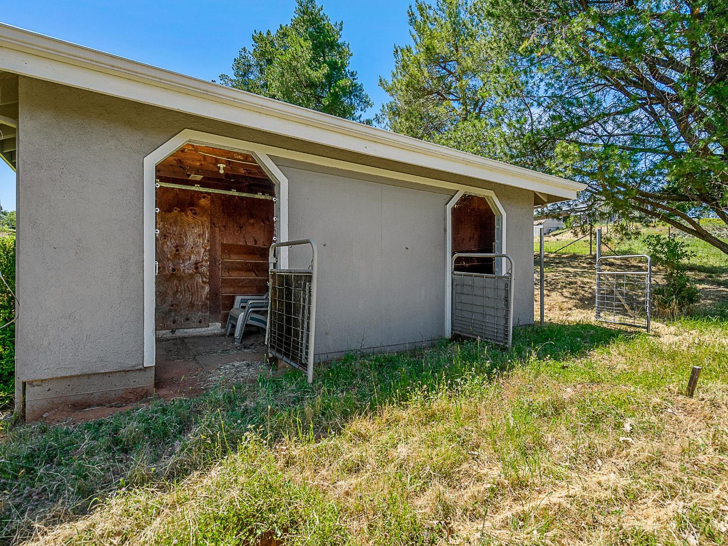 Detail Gallery Image 31 of 45 For 4525 Neef Ln, Shingle Springs,  CA 95682 - 3 Beds | 3 Baths