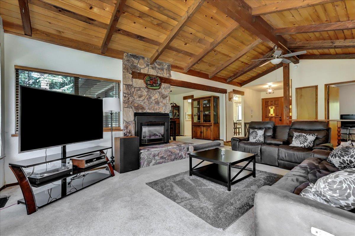 Detail Gallery Image 8 of 70 For 11022 Juanita Ct, Grass Valley,  CA 95949 - 2 Beds | 2/1 Baths