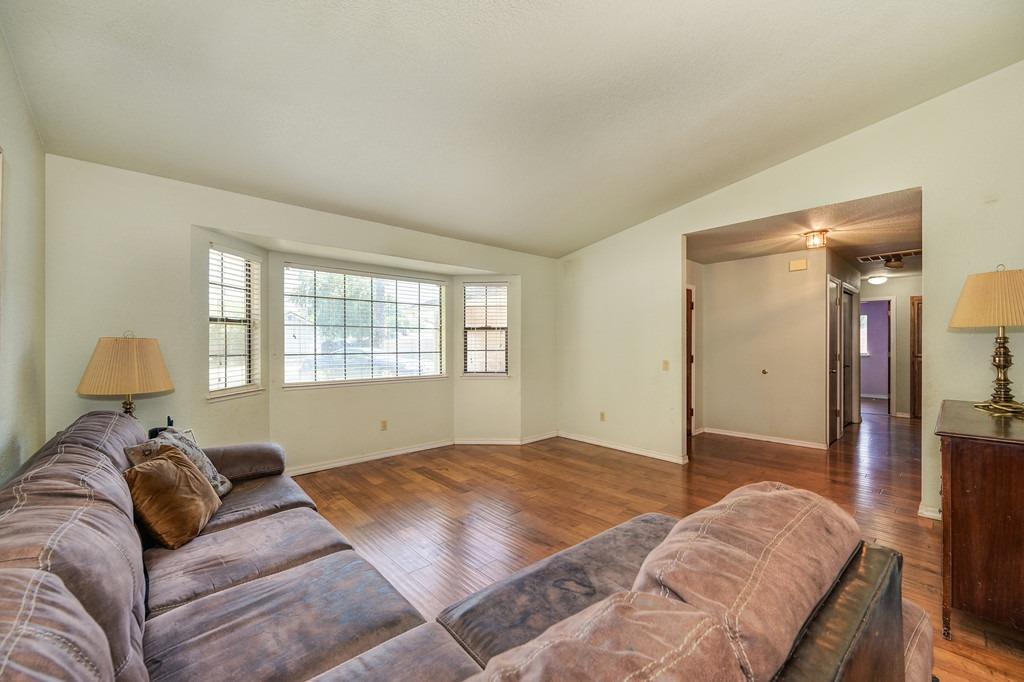 Detail Gallery Image 18 of 38 For 4021 Sangamon St, Carmichael,  CA 95608 - 3 Beds | 2 Baths