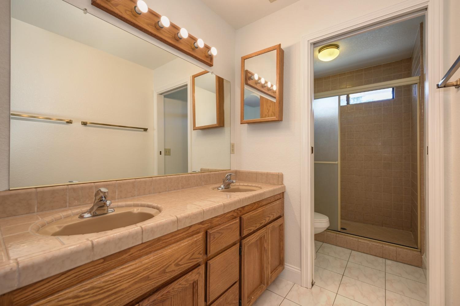 Detail Gallery Image 28 of 39 For 6844 Goot Way, Carmichael,  CA 95608 - 4 Beds | 2/1 Baths