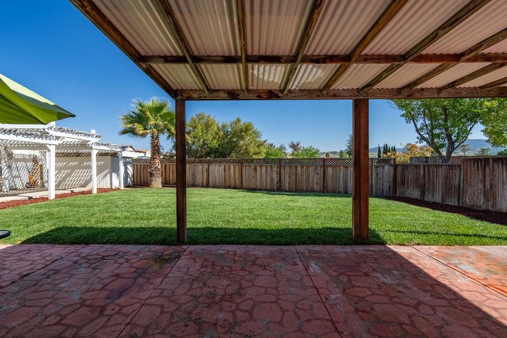Detail Gallery Image 20 of 44 For 921 Hillock Ct, Hollister,  CA 95023 - 4 Beds | 2/1 Baths