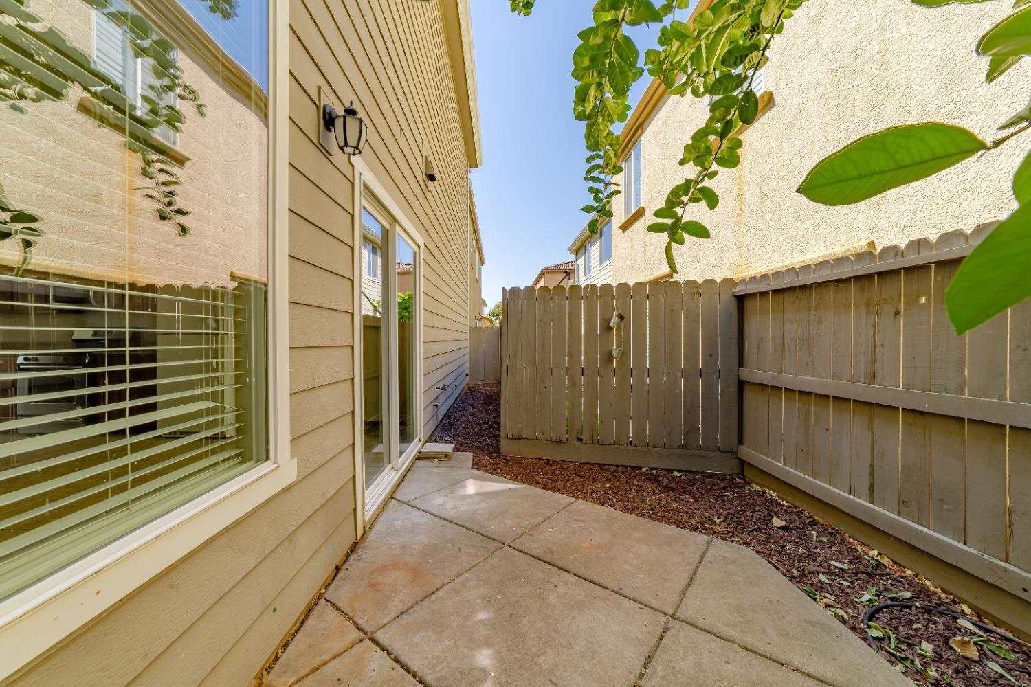 Detail Gallery Image 38 of 49 For 4318 Mount Kisco Way, Rancho Cordova,  CA 95742 - 4 Beds | 2/1 Baths