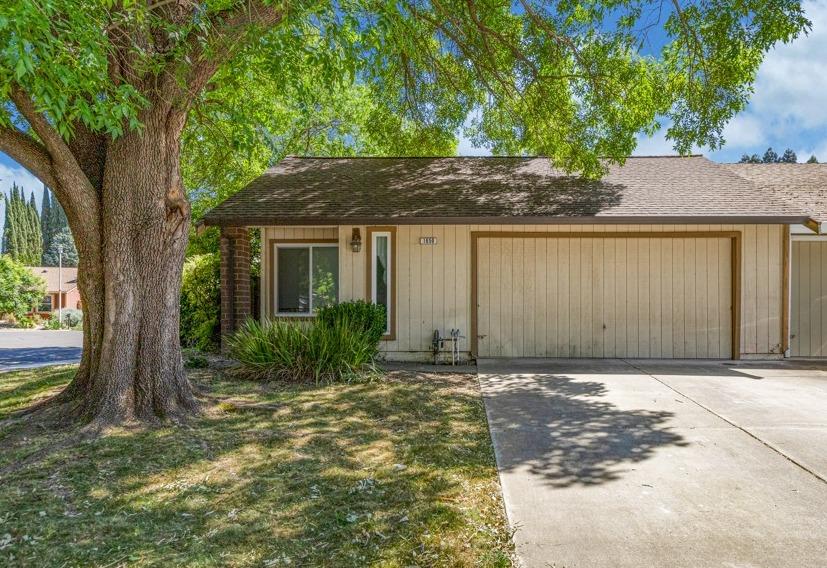 Detail Gallery Image 1 of 29 For 1650 Tourney Way, Sacramento,  CA 95833 - 2 Beds | 2 Baths