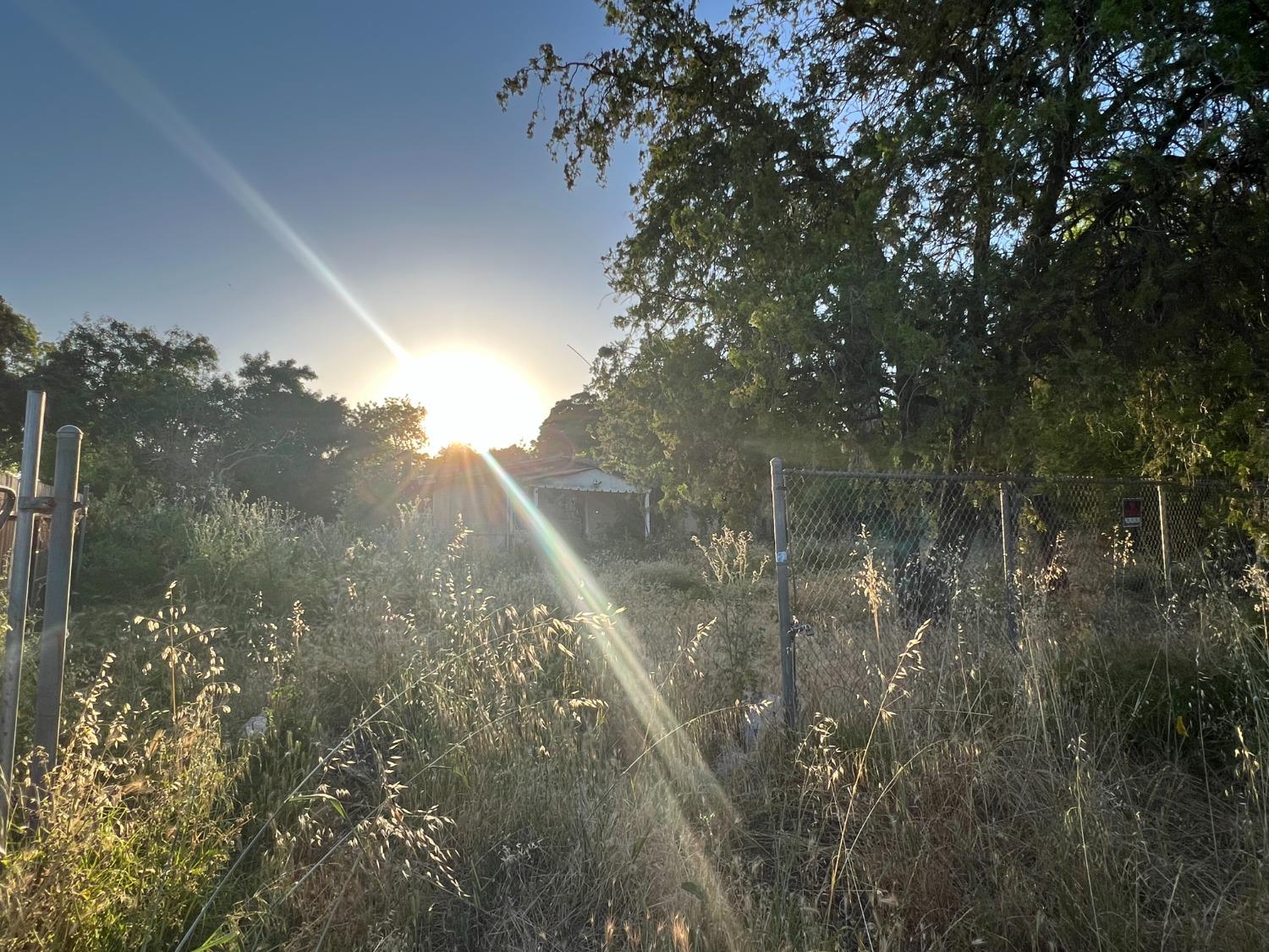 Ardmore Avenue, Olivehurst, California image 7