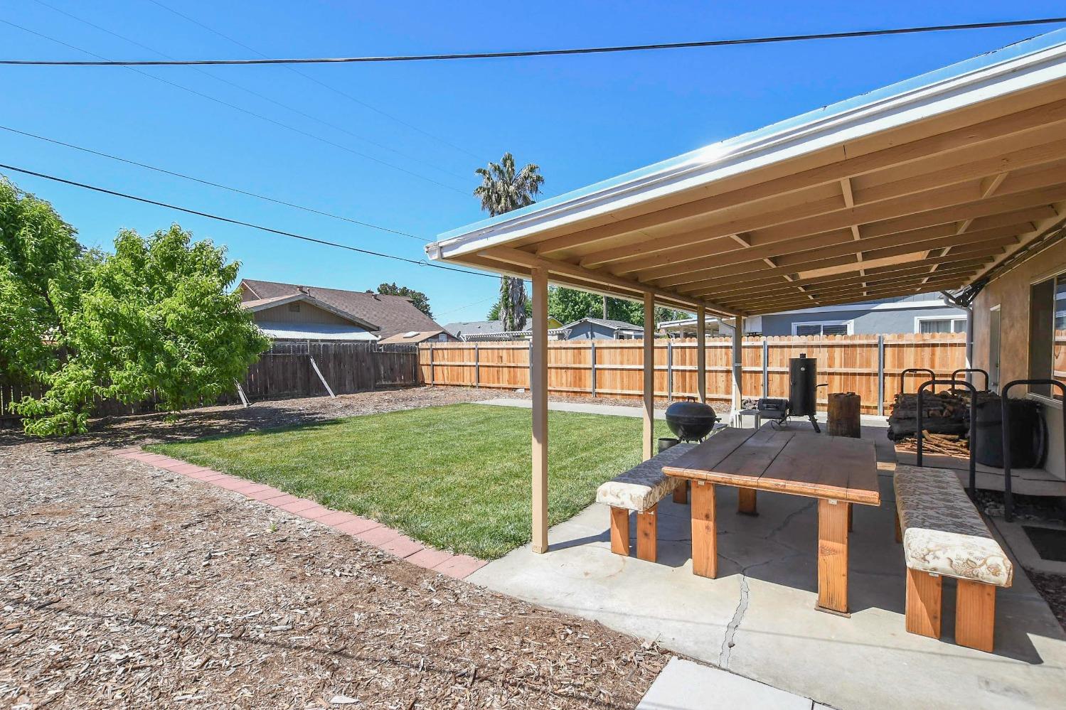 Detail Gallery Image 31 of 35 For 33 W Beamer St, Woodland,  CA 95695 - 3 Beds | 1 Baths