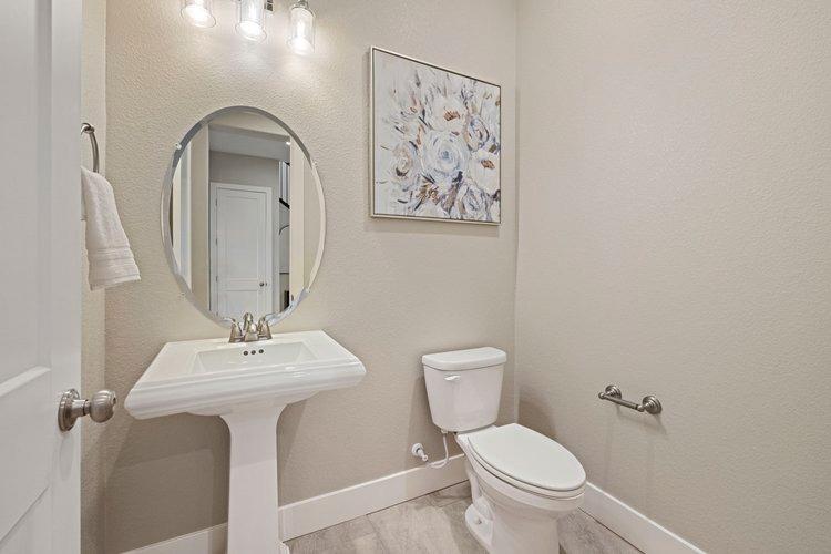 Detail Gallery Image 21 of 37 For 2438 Tribeca Ave, Manteca,  CA 95337 - 5 Beds | 3/1 Baths