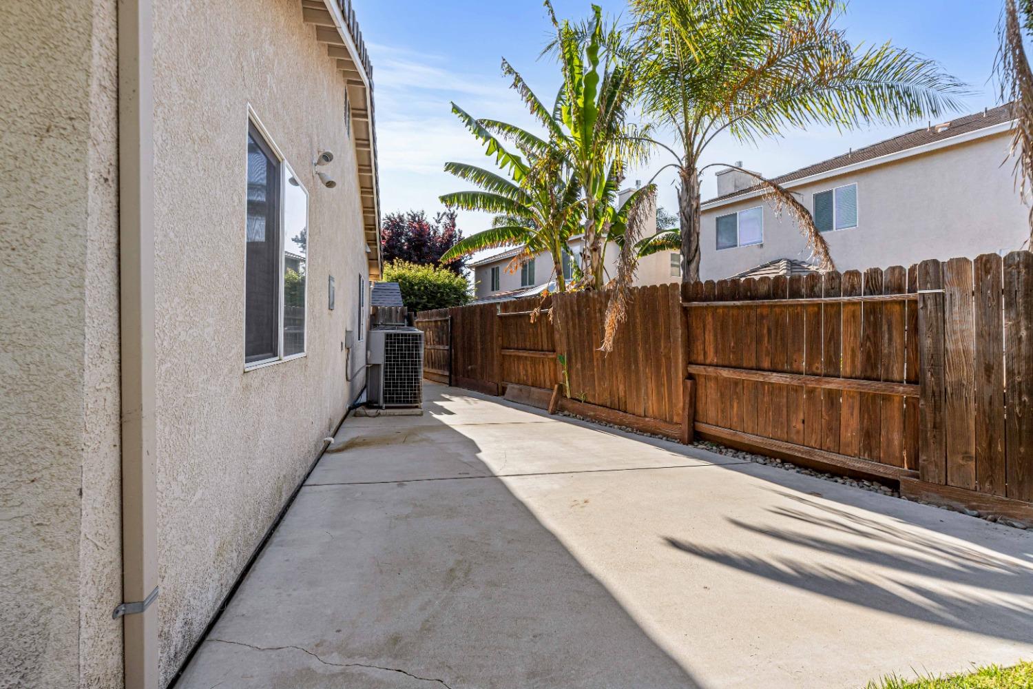 Detail Gallery Image 38 of 47 For 5806 Barger Ct, Riverbank,  CA 95367 - 6 Beds | 2/1 Baths