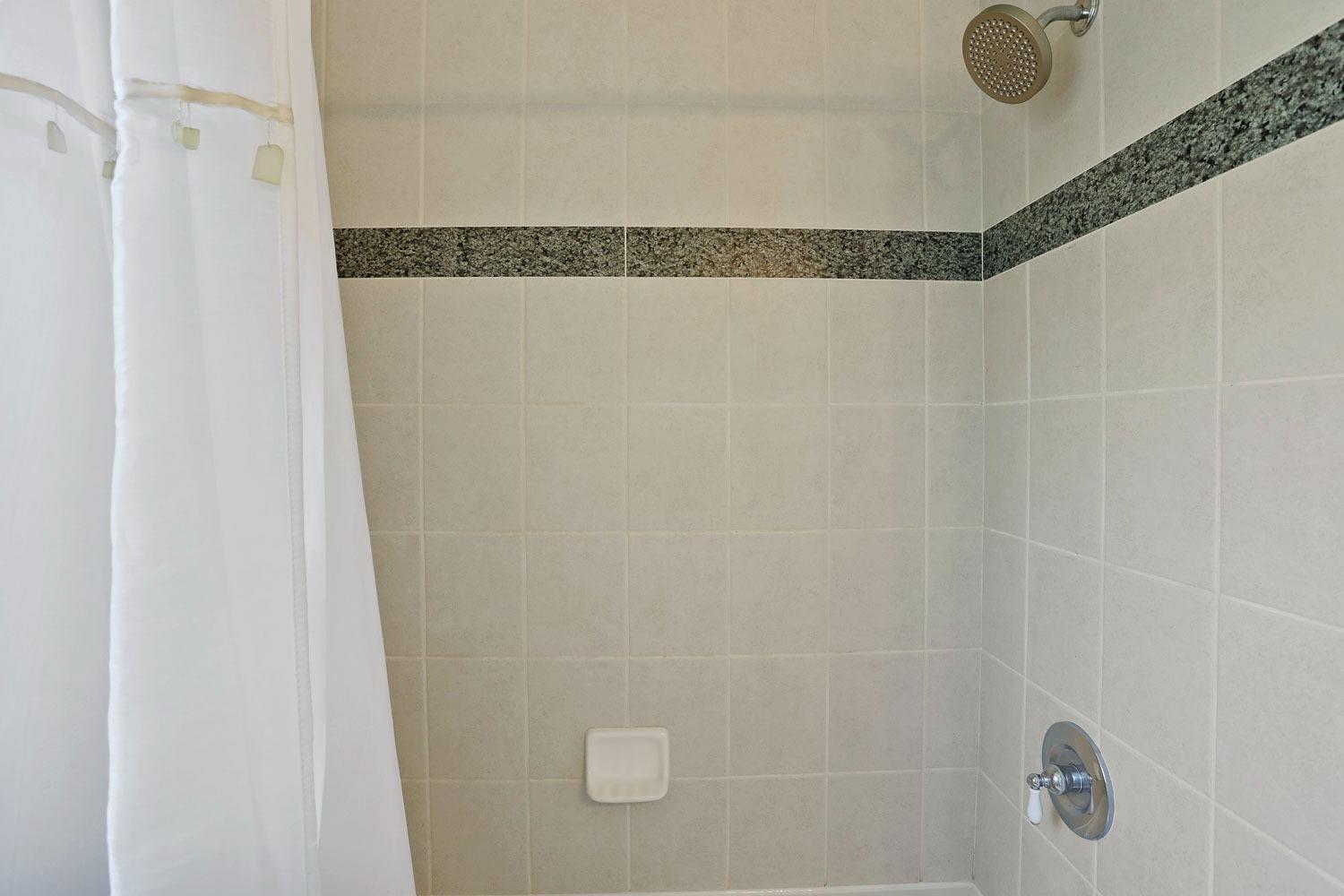Detail Gallery Image 22 of 42 For 7529 Oakcreek Dr, Stockton,  CA 95207 - 3 Beds | 2 Baths