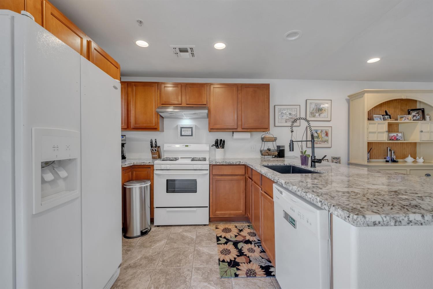 Detail Gallery Image 10 of 29 For 4800 Westlake Pkwy #704,  Sacramento,  CA 95835 - 1 Beds | 1/1 Baths