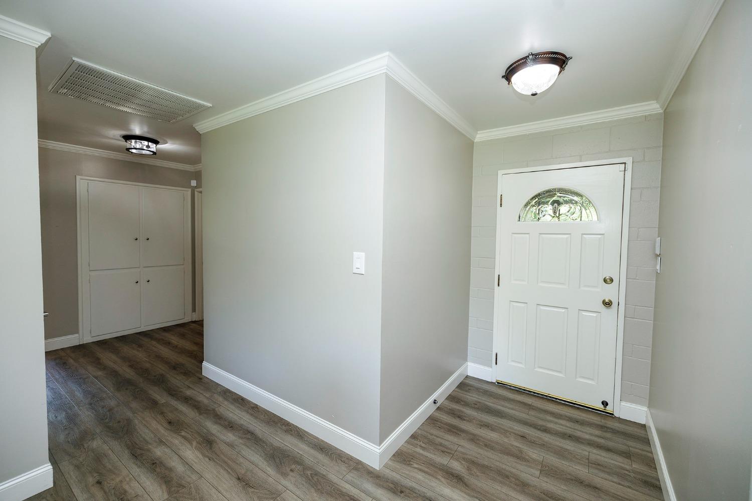 Detail Gallery Image 4 of 69 For 4136 Shoemake Ave, Modesto,  CA 95358 - 4 Beds | 2 Baths