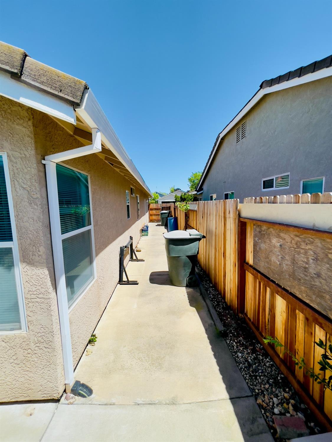 Detail Gallery Image 26 of 26 For 8384 Pelligrini Ct, Sacramento,  CA 95829 - 3 Beds | 2 Baths