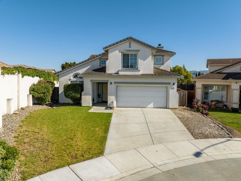 Detail Gallery Image 1 of 44 For 921 Hillock Ct, Hollister,  CA 95023 - 4 Beds | 2/1 Baths
