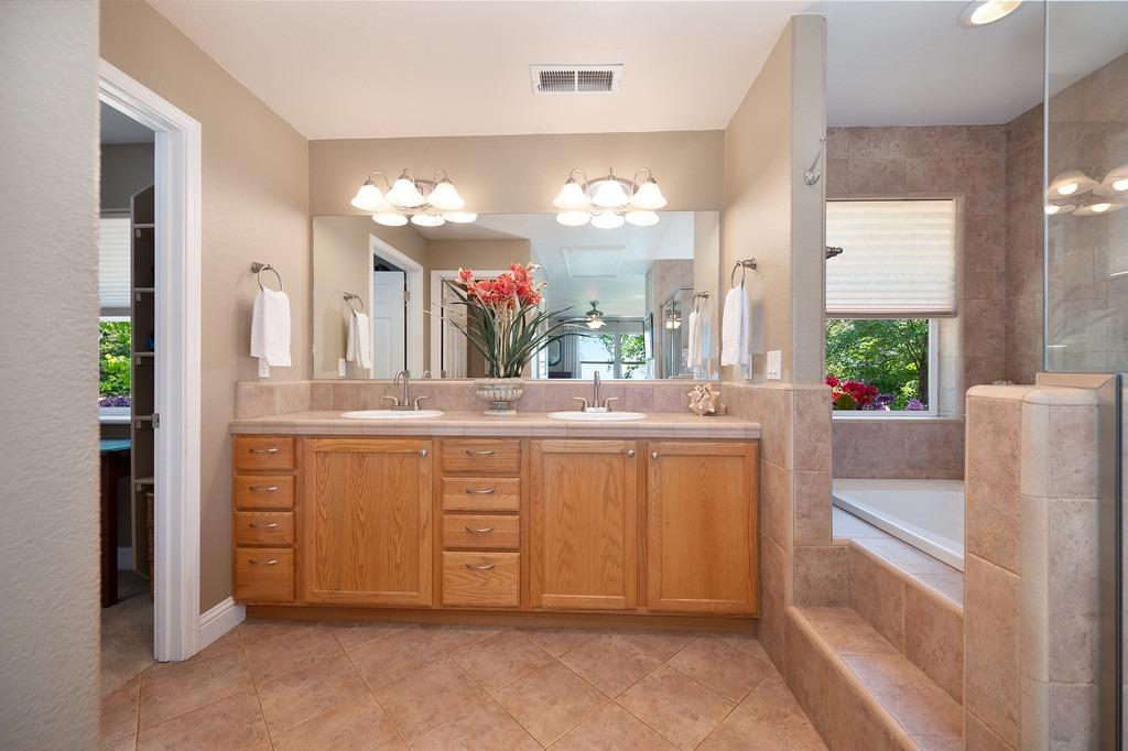 Detail Gallery Image 30 of 78 For 6470 Longridge Ct, Foresthill,  CA 95631 - 3 Beds | 2/1 Baths