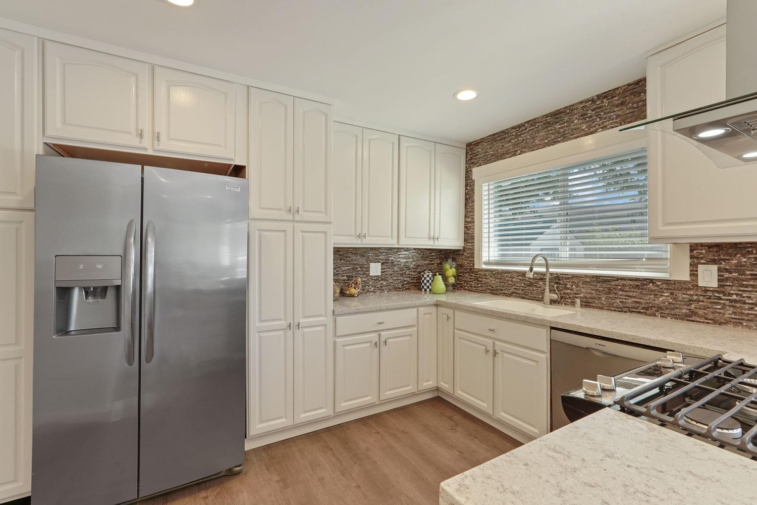Detail Gallery Image 15 of 40 For 7625 Ironwood Dr, Dublin,  CA 94568 - 4 Beds | 2 Baths