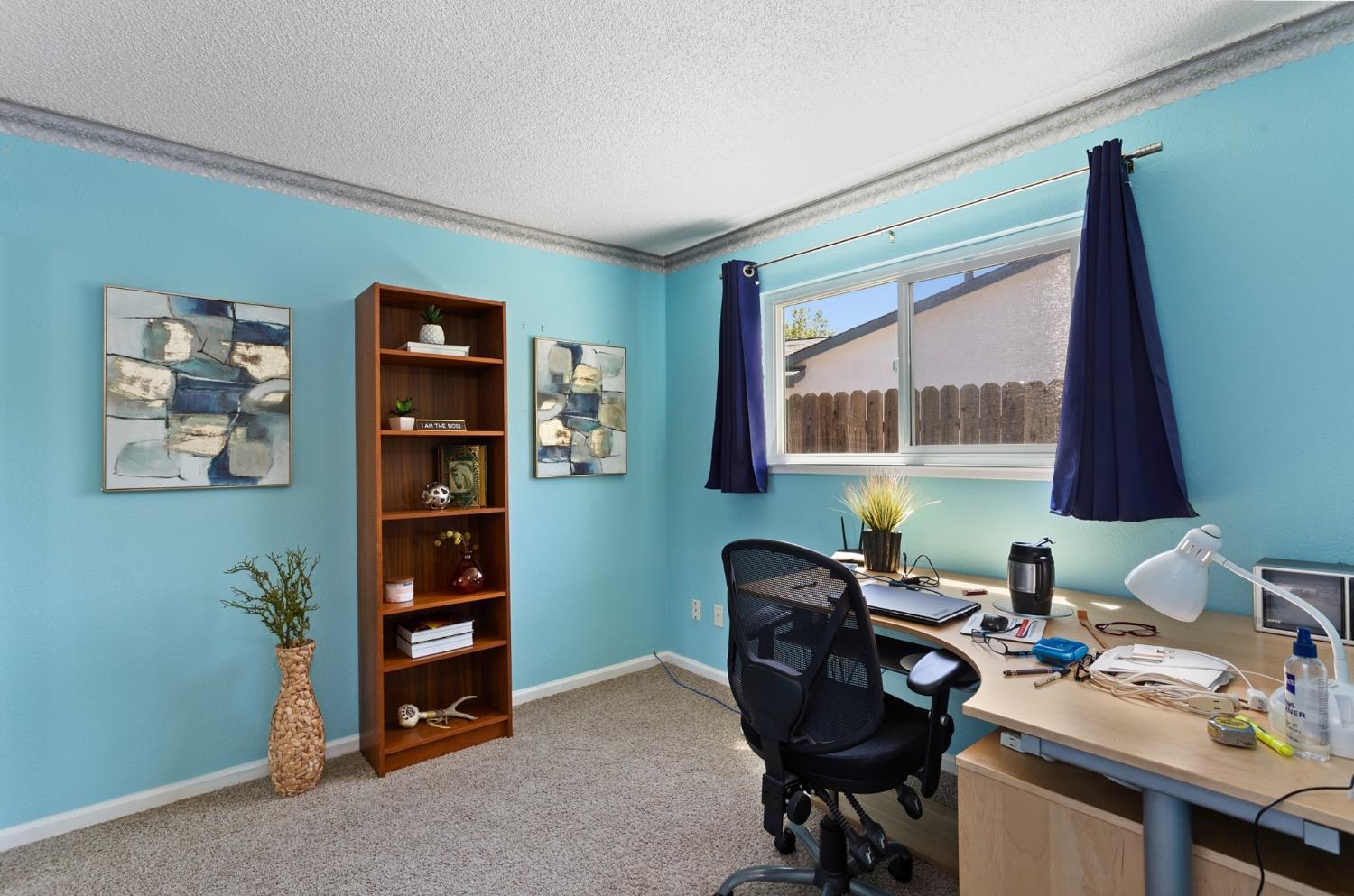 Detail Gallery Image 9 of 23 For 6005 Len Ct, Citrus Heights,  CA 95621 - 3 Beds | 2 Baths
