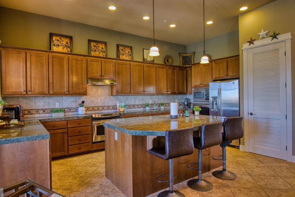 Detail Gallery Image 4 of 51 For 255 Stone St, Copperopolis,  CA 95228 - 2 Beds | 2 Baths