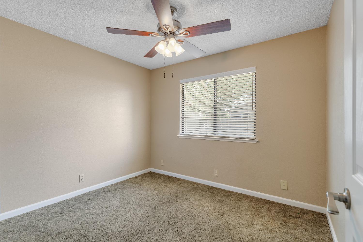Detail Gallery Image 16 of 35 For 203 Withington Ave Ave, Rio Linda,  CA 95673 - 3 Beds | 2 Baths