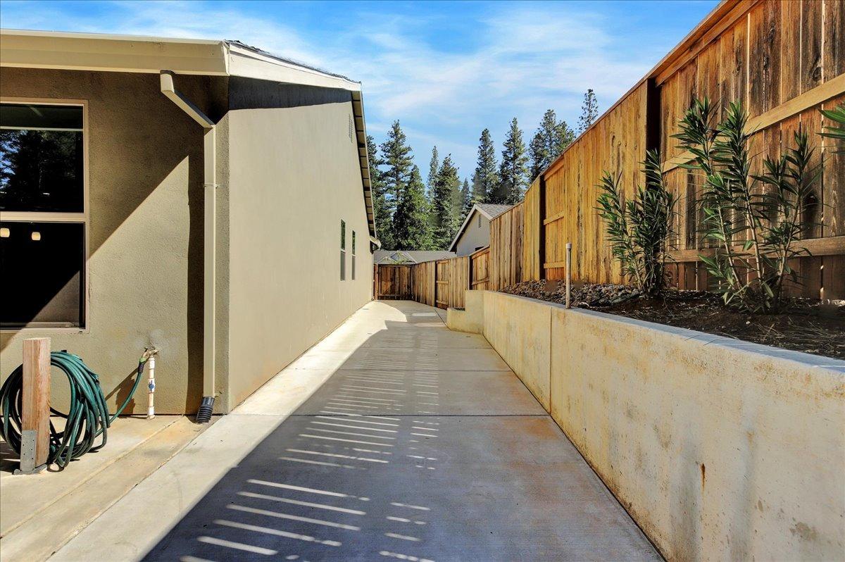 Detail Gallery Image 37 of 74 For 139 Timberwood Dr, Grass Valley,  CA 95945 - 3 Beds | 2 Baths