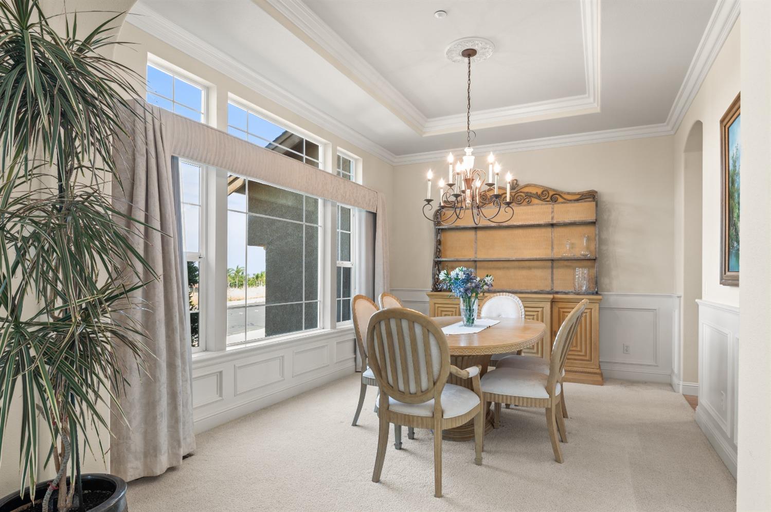 Detail Gallery Image 6 of 61 For 2206 Wedgewood Way, Livermore,  CA 94550 - 5 Beds | 3/1 Baths