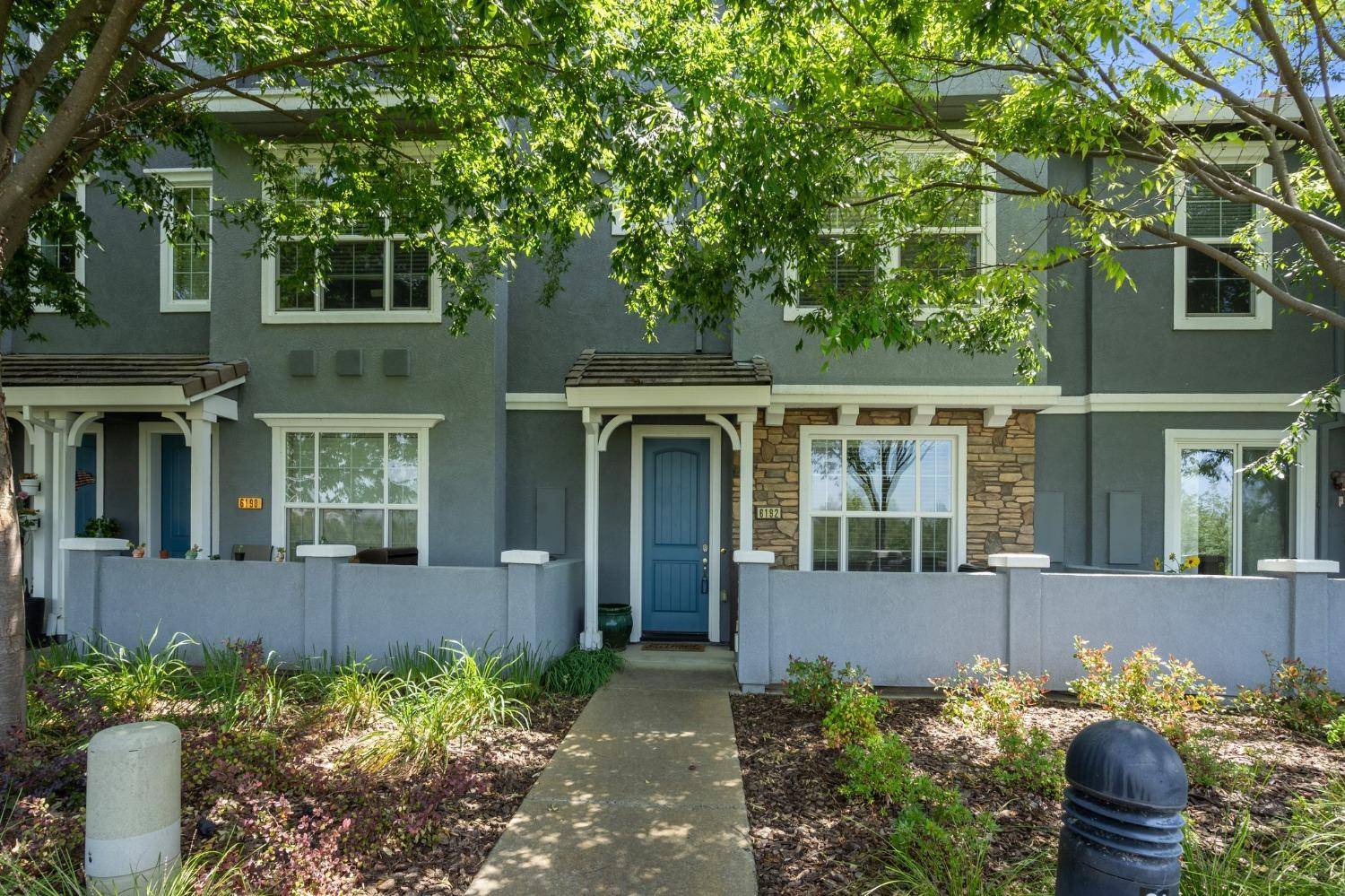 Detail Gallery Image 2 of 25 For 6192 Lonetree Blvd, Rocklin,  CA 95765 - 3 Beds | 2 Baths