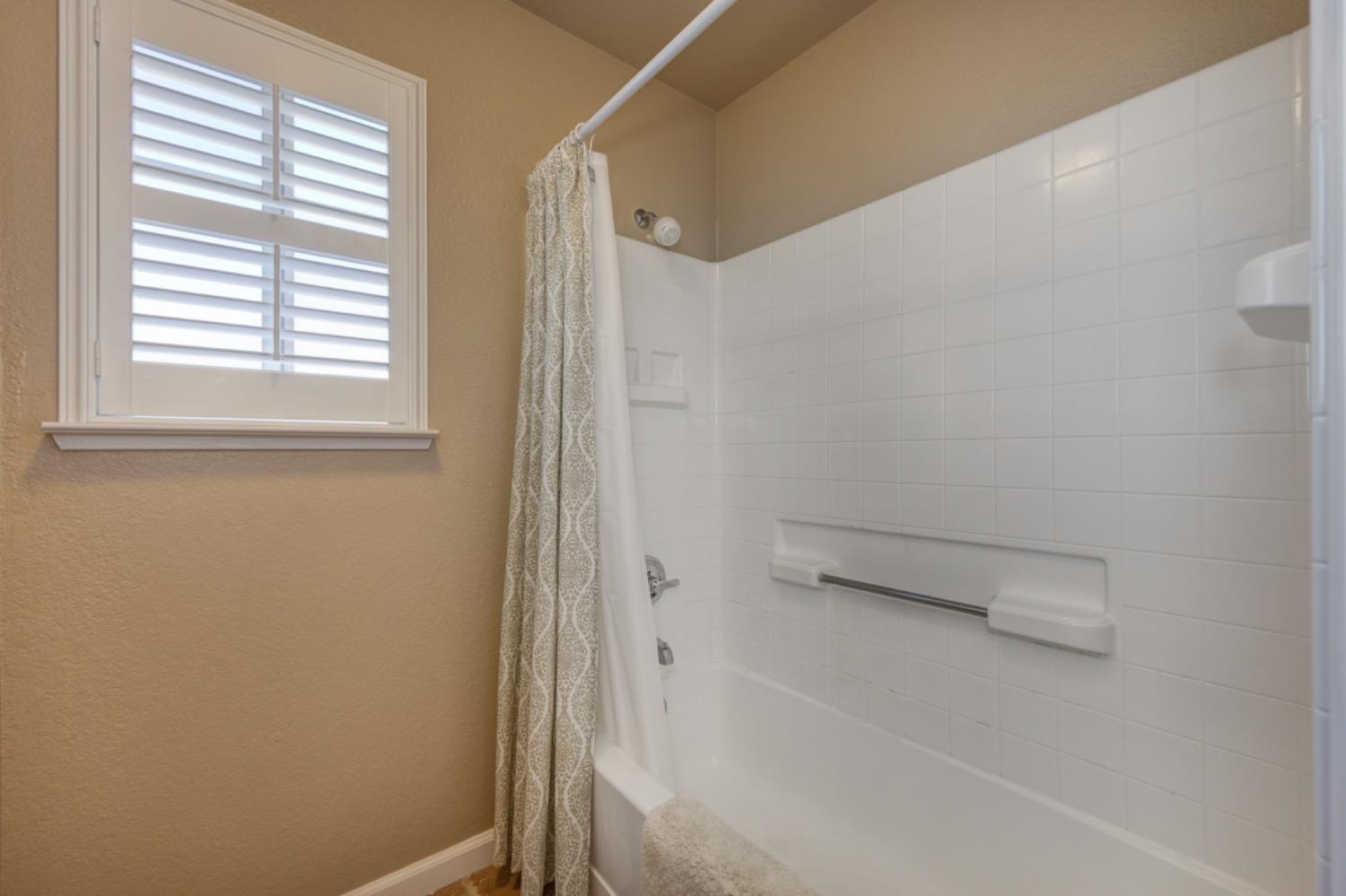 Detail Gallery Image 17 of 39 For 885 Halidon Way #622,  Folsom,  CA 95630 - 2 Beds | 2 Baths