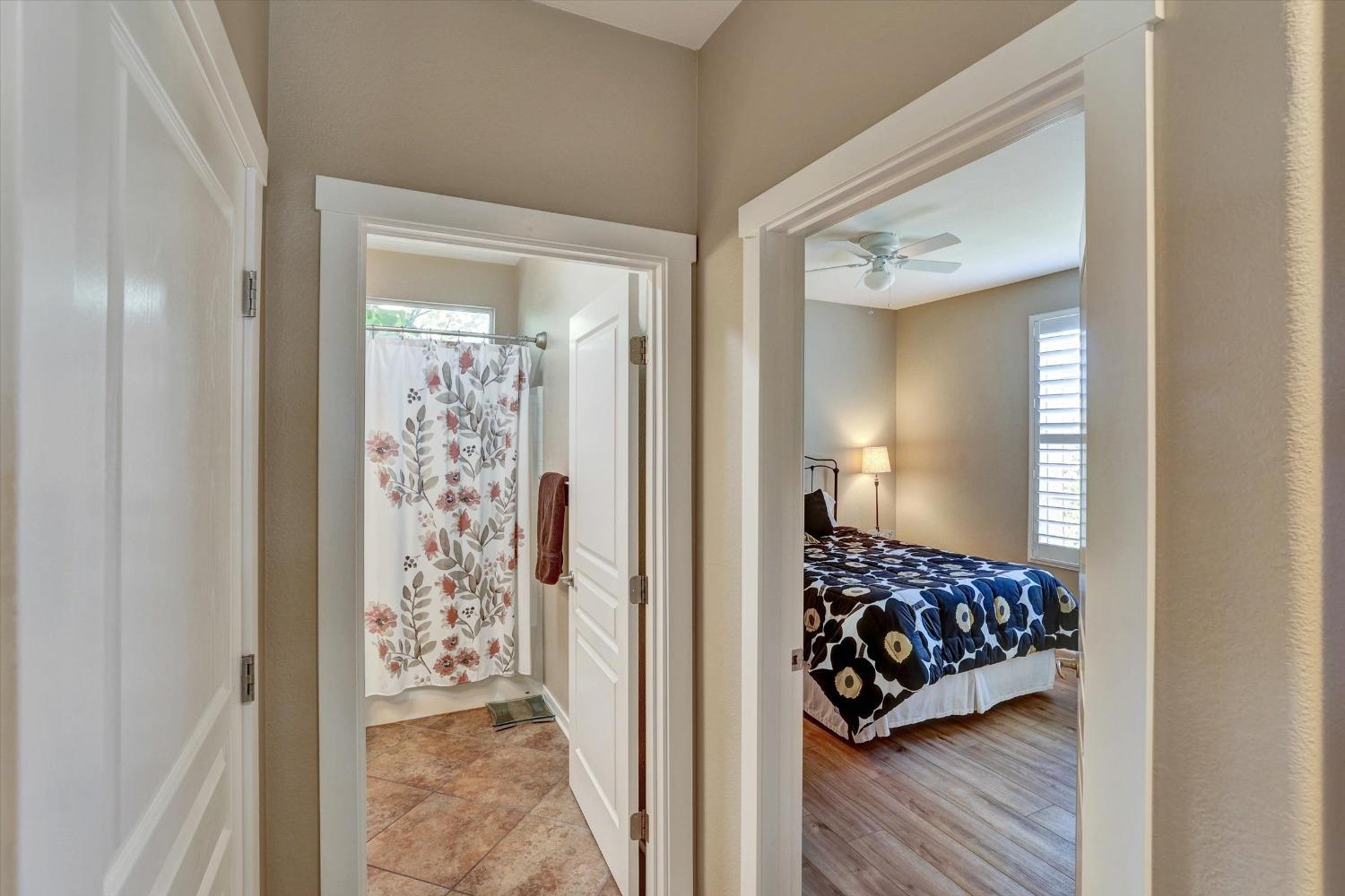 Detail Gallery Image 13 of 21 For 1168 Segolily Ln, Lincoln,  CA 95648 - 2 Beds | 2 Baths