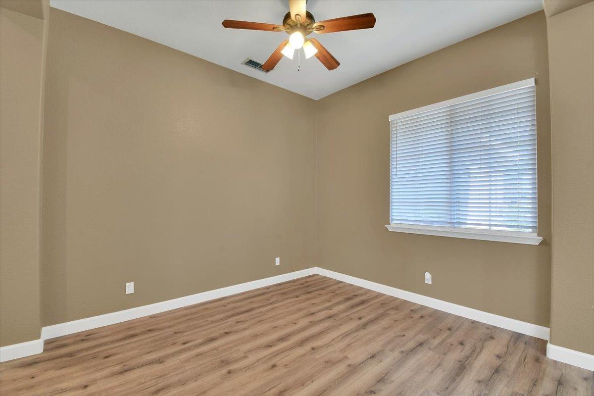 Detail Gallery Image 10 of 49 For 1667 Tres Picos Dr, Yuba City,  CA 95993 - 3 Beds | 2 Baths