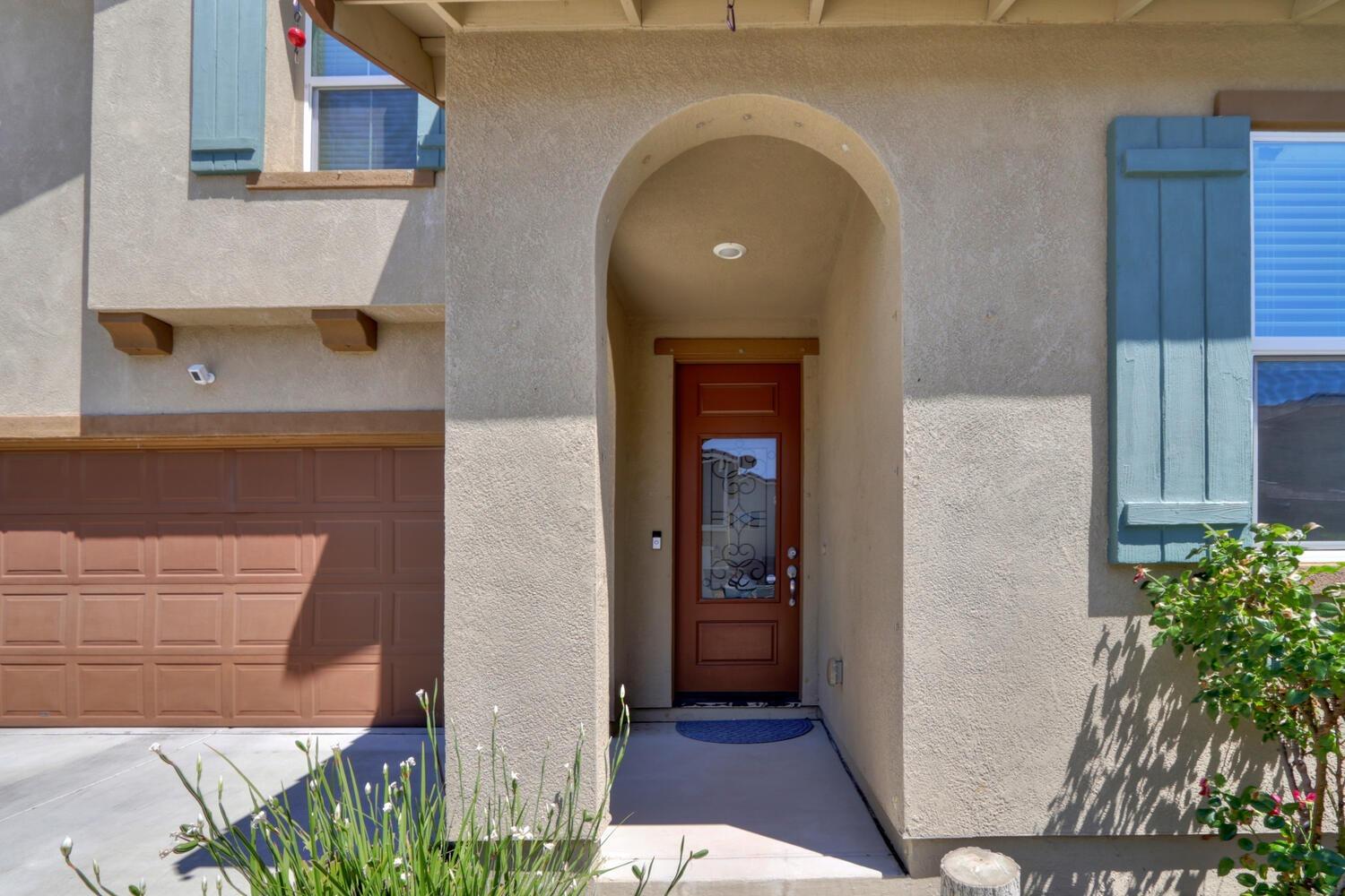 Detail Gallery Image 2 of 58 For 3065 Wading River Way, Sacramento,  CA 95835 - 3 Beds | 2/1 Baths
