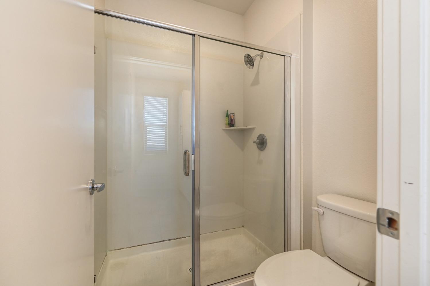 Detail Gallery Image 31 of 33 For 332 1st Ave, Sacramento,  CA 95818 - 2 Beds | 2/1 Baths