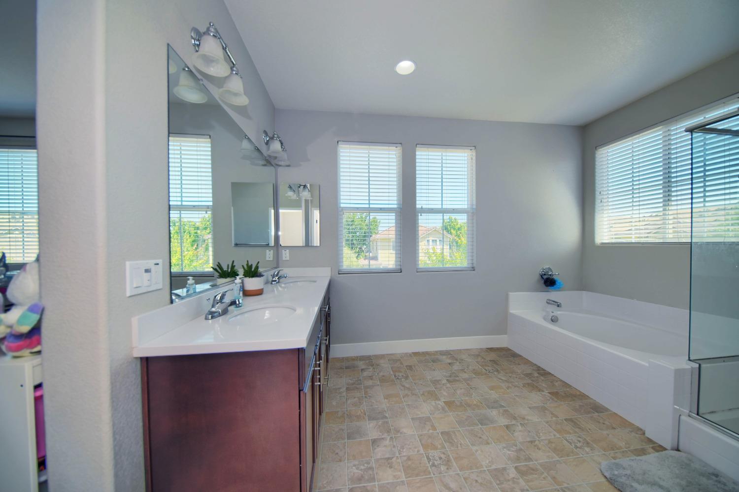 Detail Gallery Image 37 of 60 For 9429 Vintner Cir, Patterson,  CA 95363 - 3 Beds | 2/1 Baths