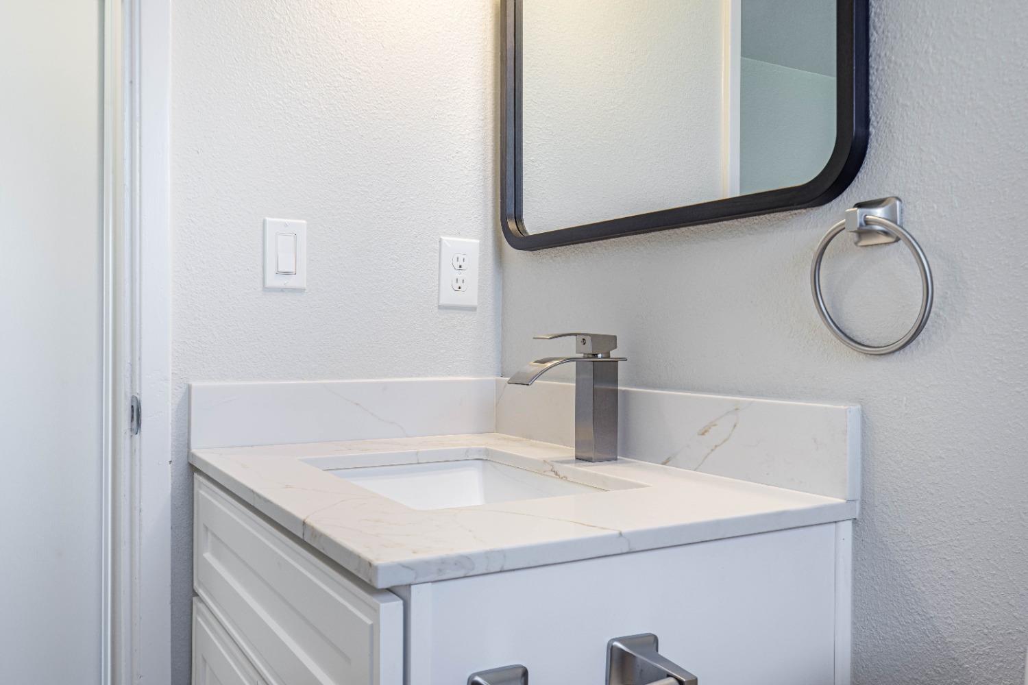 Detail Gallery Image 26 of 50 For 103 Center St, Atwater,  CA 95301 - 4 Beds | 2 Baths
