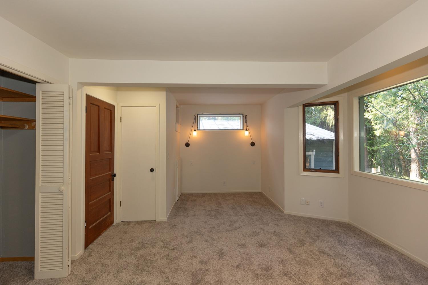Detail Gallery Image 19 of 44 For 12318 Shady Ln, Nevada City,  CA 95959 - 2 Beds | 2 Baths