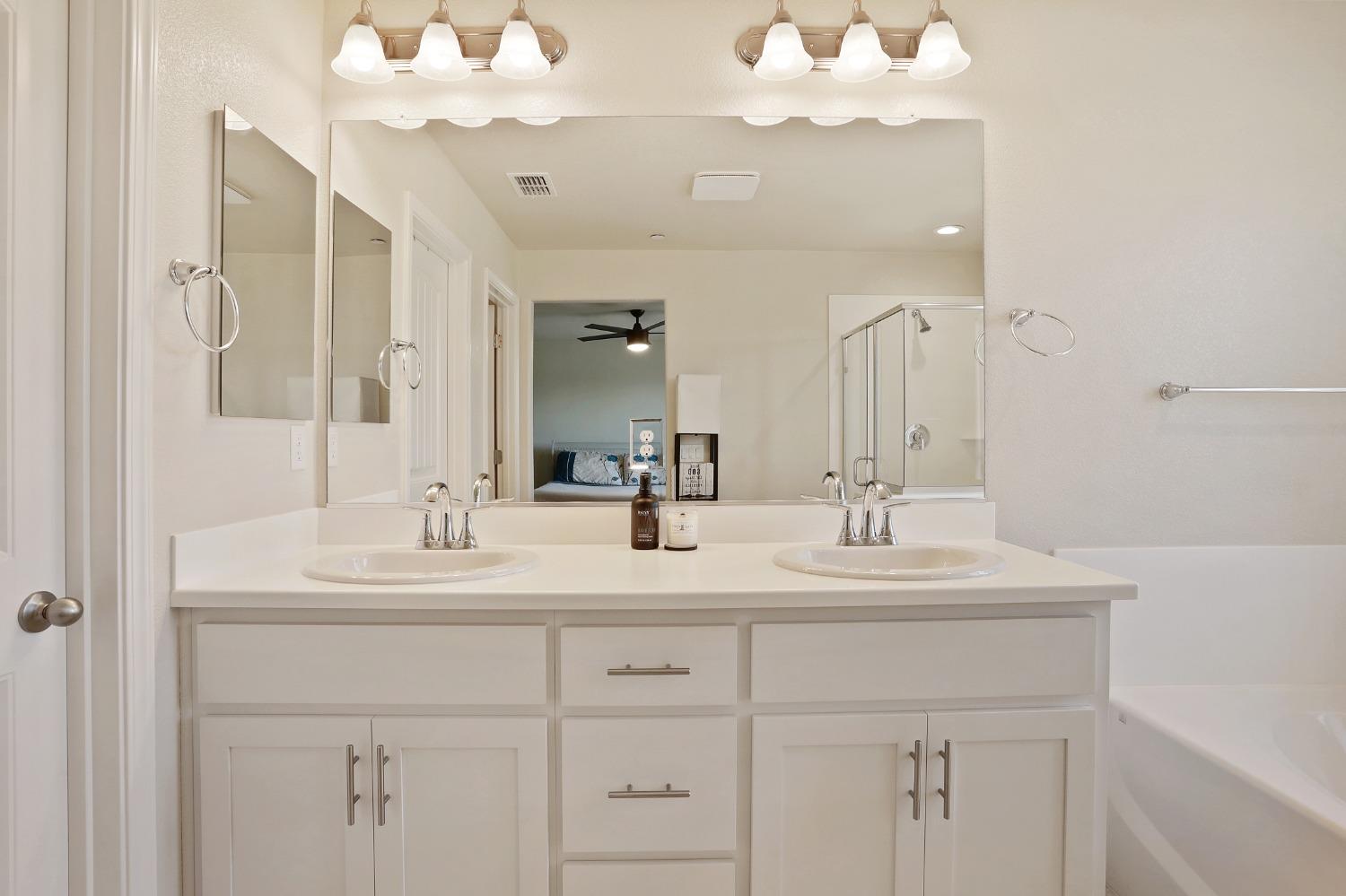 Detail Gallery Image 29 of 39 For 2613 Hawaiian Petrel, Modesto,  CA 95355 - 4 Beds | 2/1 Baths
