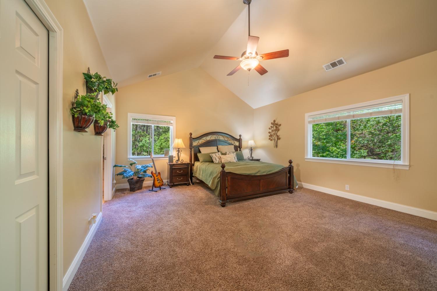 Detail Gallery Image 11 of 33 For 6303 Thornburgh Ct, Foresthill,  CA 95631 - 3 Beds | 2/1 Baths