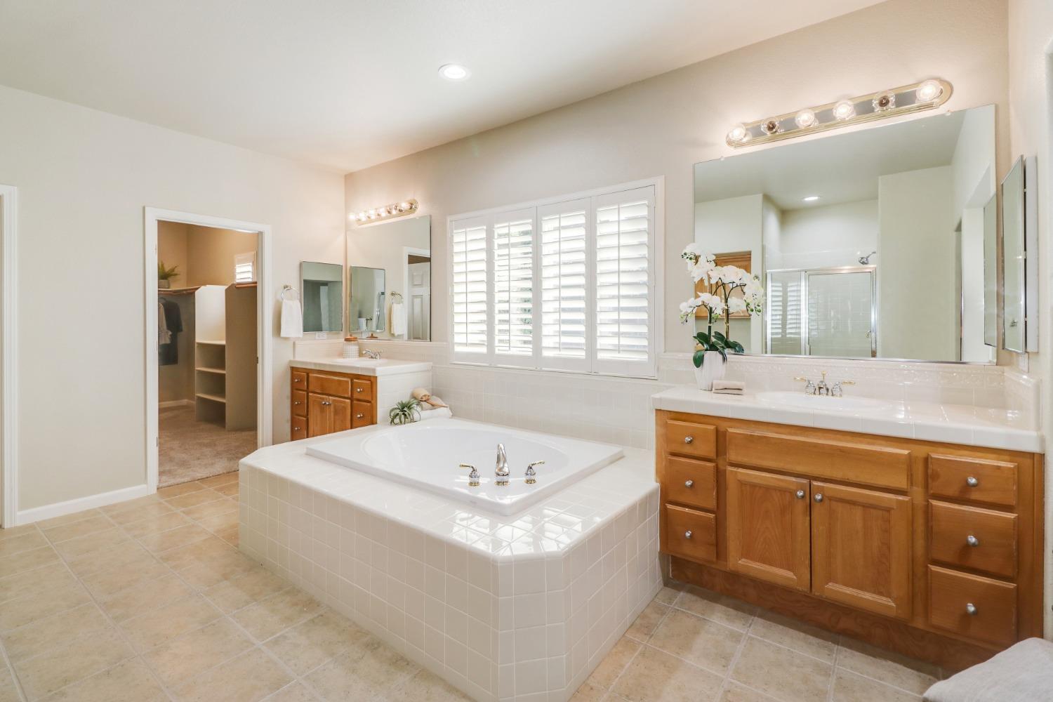 Detail Gallery Image 25 of 55 For 7129 Ludlow, Roseville,  CA 95747 - 5 Beds | 4 Baths