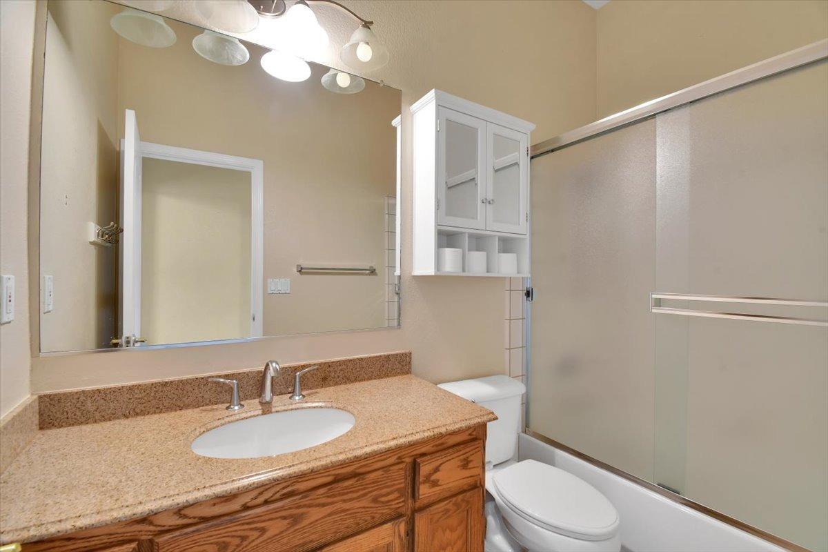 Detail Gallery Image 15 of 49 For 1667 Tres Picos Dr, Yuba City,  CA 95993 - 3 Beds | 2 Baths