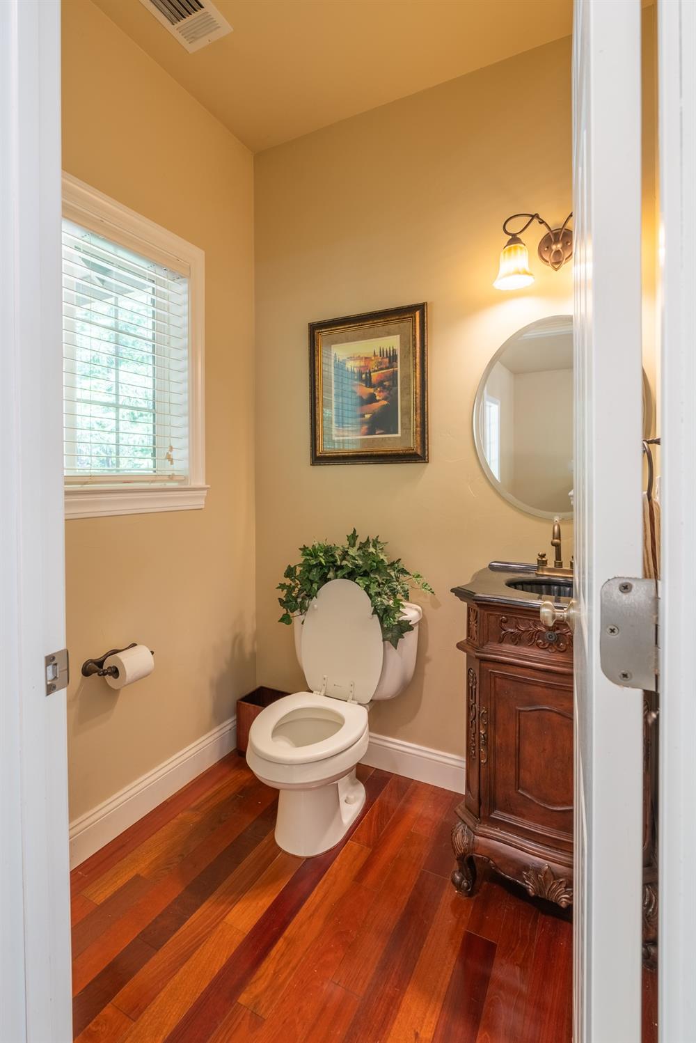 Detail Gallery Image 10 of 33 For 6303 Thornburgh Ct, Foresthill,  CA 95631 - 3 Beds | 2/1 Baths