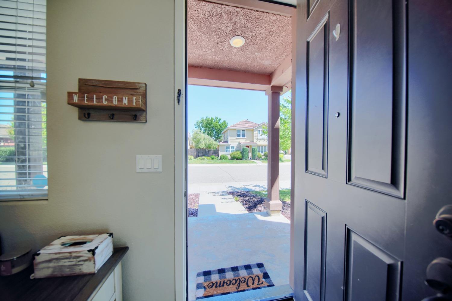 Detail Gallery Image 6 of 60 For 9429 Vintner Cir, Patterson,  CA 95363 - 3 Beds | 2/1 Baths