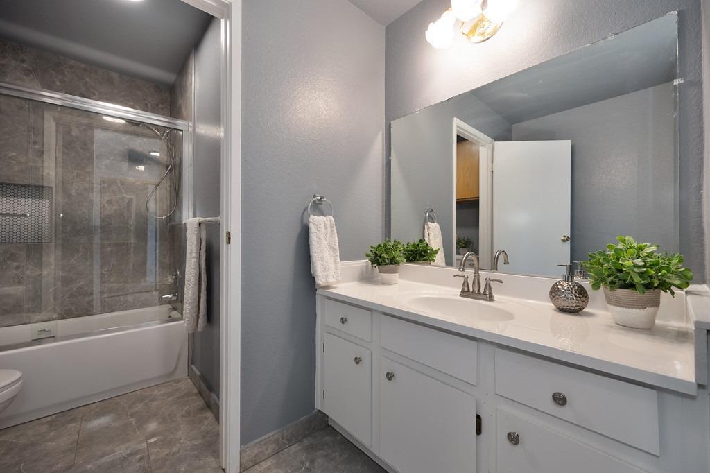 Detail Gallery Image 48 of 57 For 21 Marty Cir, Roseville,  CA 95678 - 3 Beds | 2/1 Baths